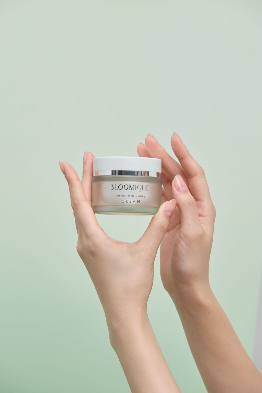 BLOOMIQUE · 스킨케어 라인 (모델컷) 모델 컷
