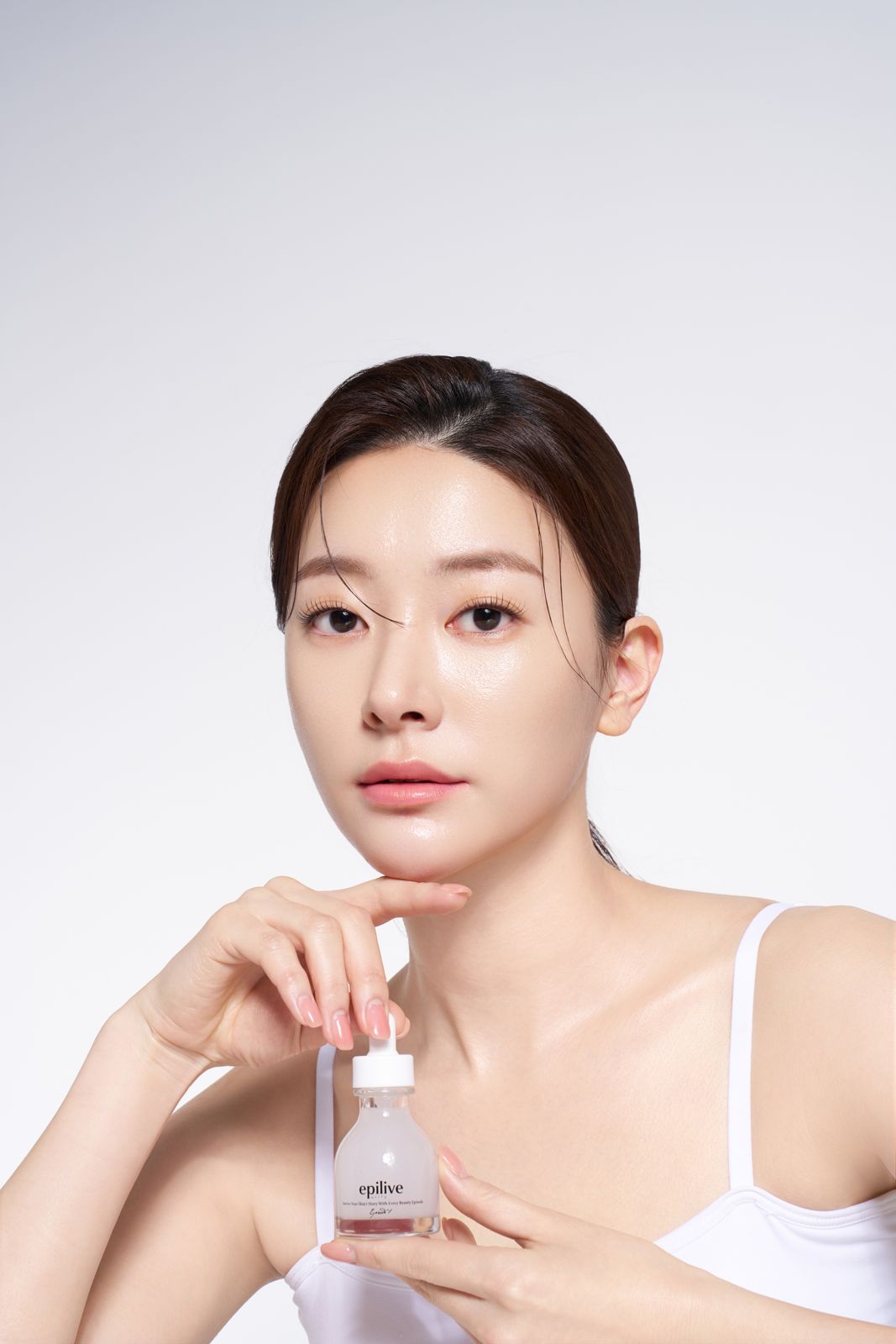 EPILIVE · 하이드라포어 바이탈리티 앰플 (모델컷) 모델 컷