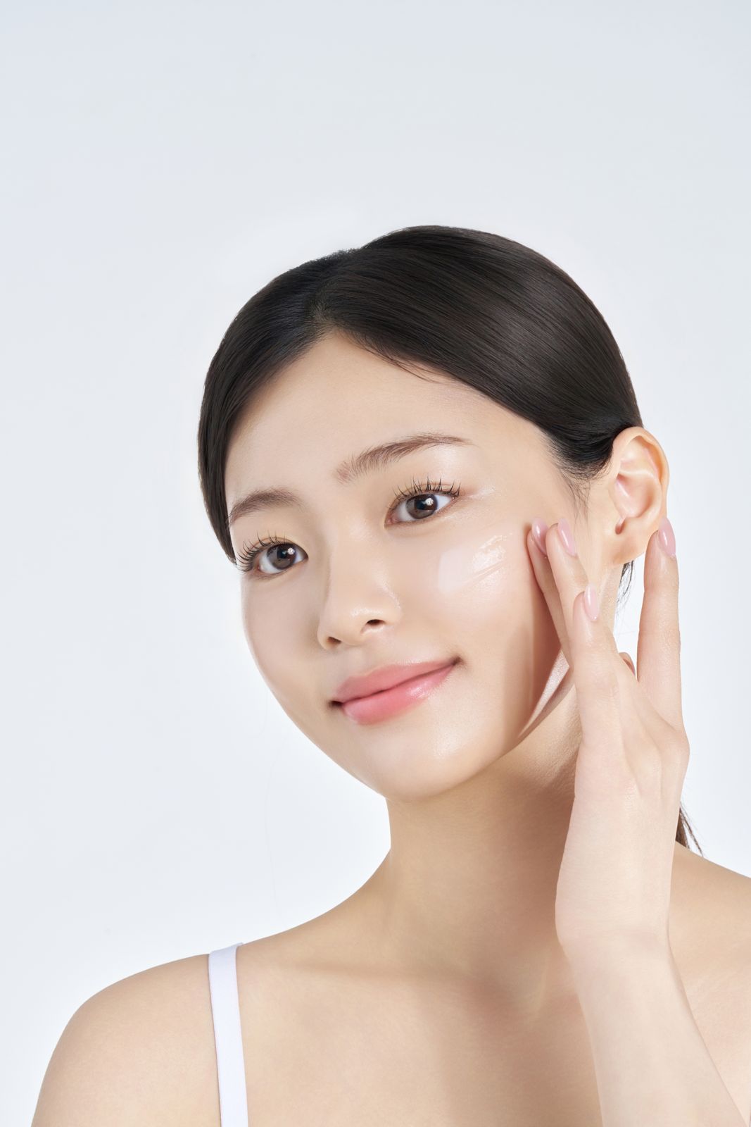 MILBALAB · 제주 라바씨워터 하이드레이팅 비건 선크림 제품 촬영 컷