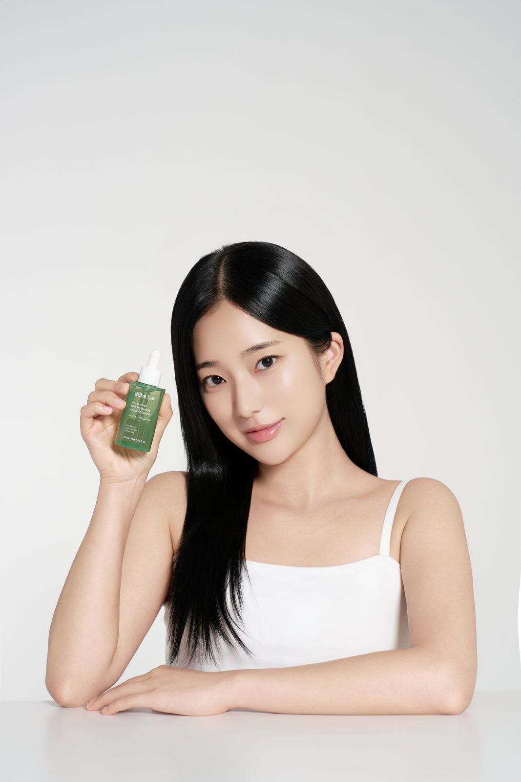 MILKBAOBAB · 제주 대나무 모공 타이트닝 앰플 에센스 제품 촬영 컷