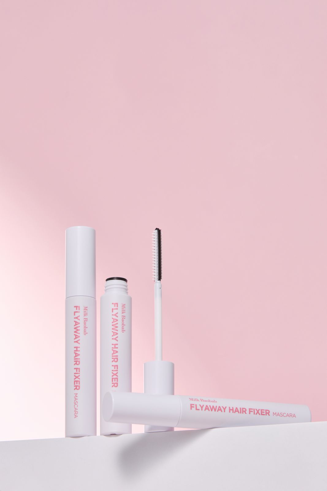MILKBAOBAB · 잔머리 헤어 픽서 마스카라 제품 촬영 컷