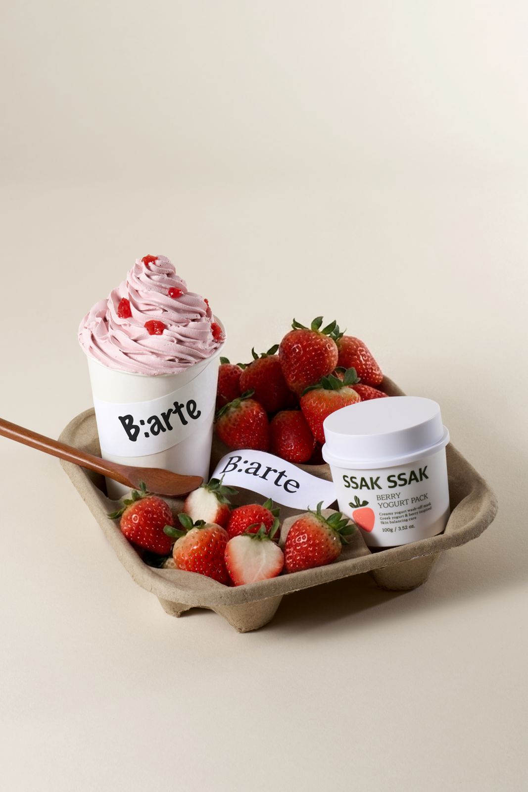 SY COSMETICS · 비아르떼 싹싹 베리 요거트팩 제품 촬영 컷