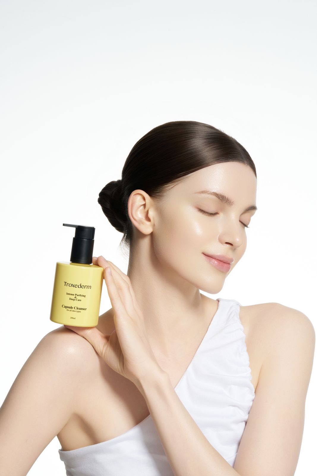 TROXEDERM 모델 컷