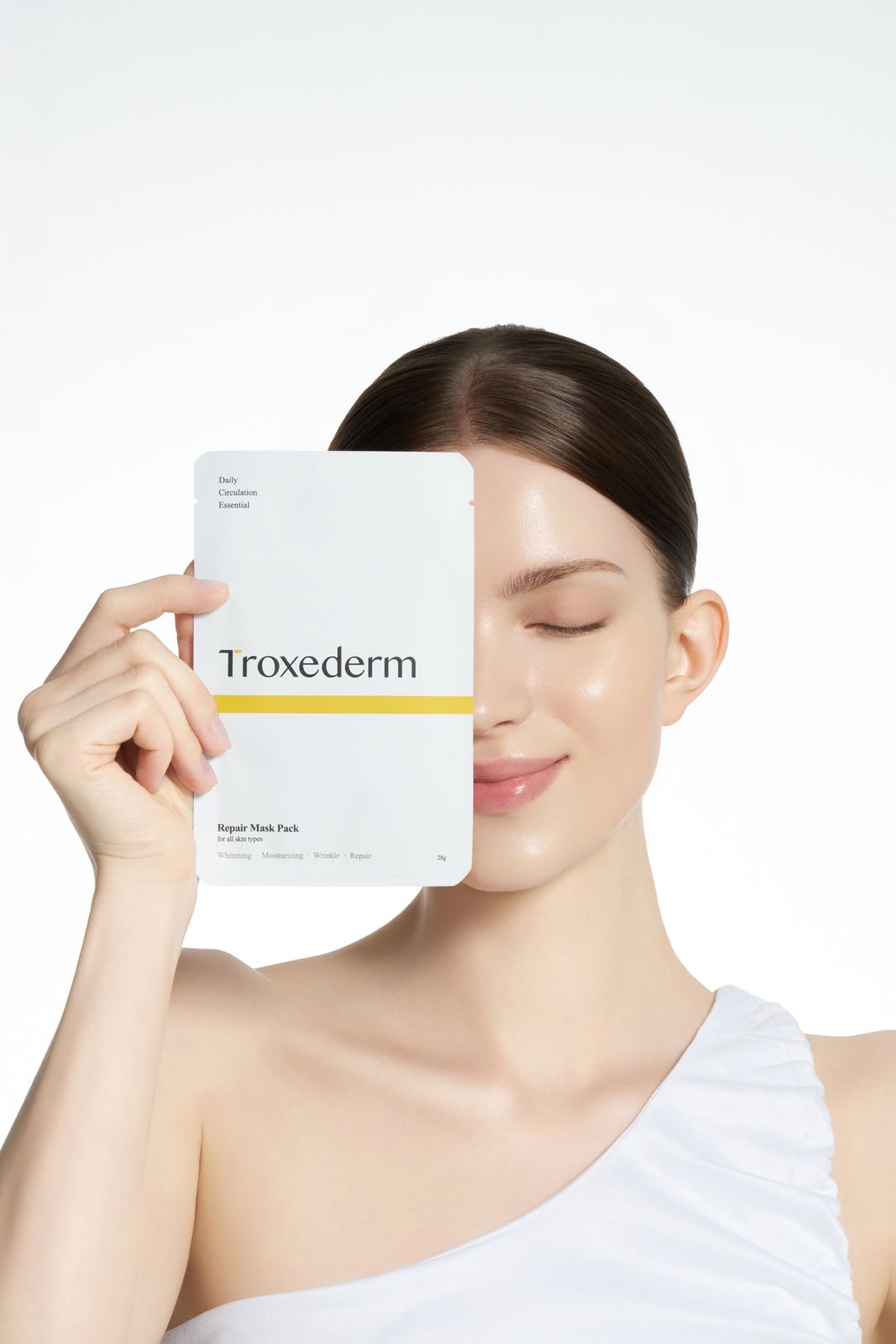 TROXEDERM 모델 컷