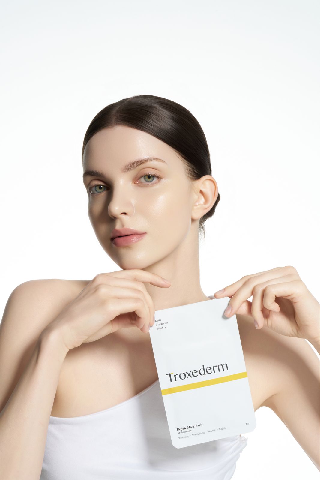 TROXEDERM 모델 컷