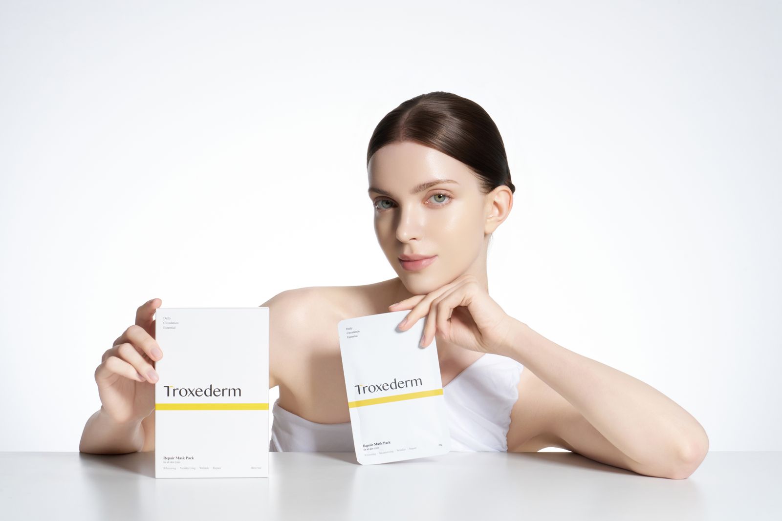 TROXEDERM 모델 컷
