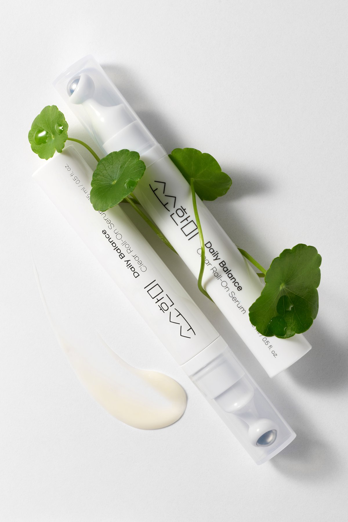 SoSoHanMe Clear Roll-on Serum detail page design