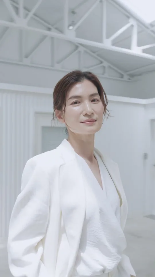 THENEWGREY BEAUTY - Short Form