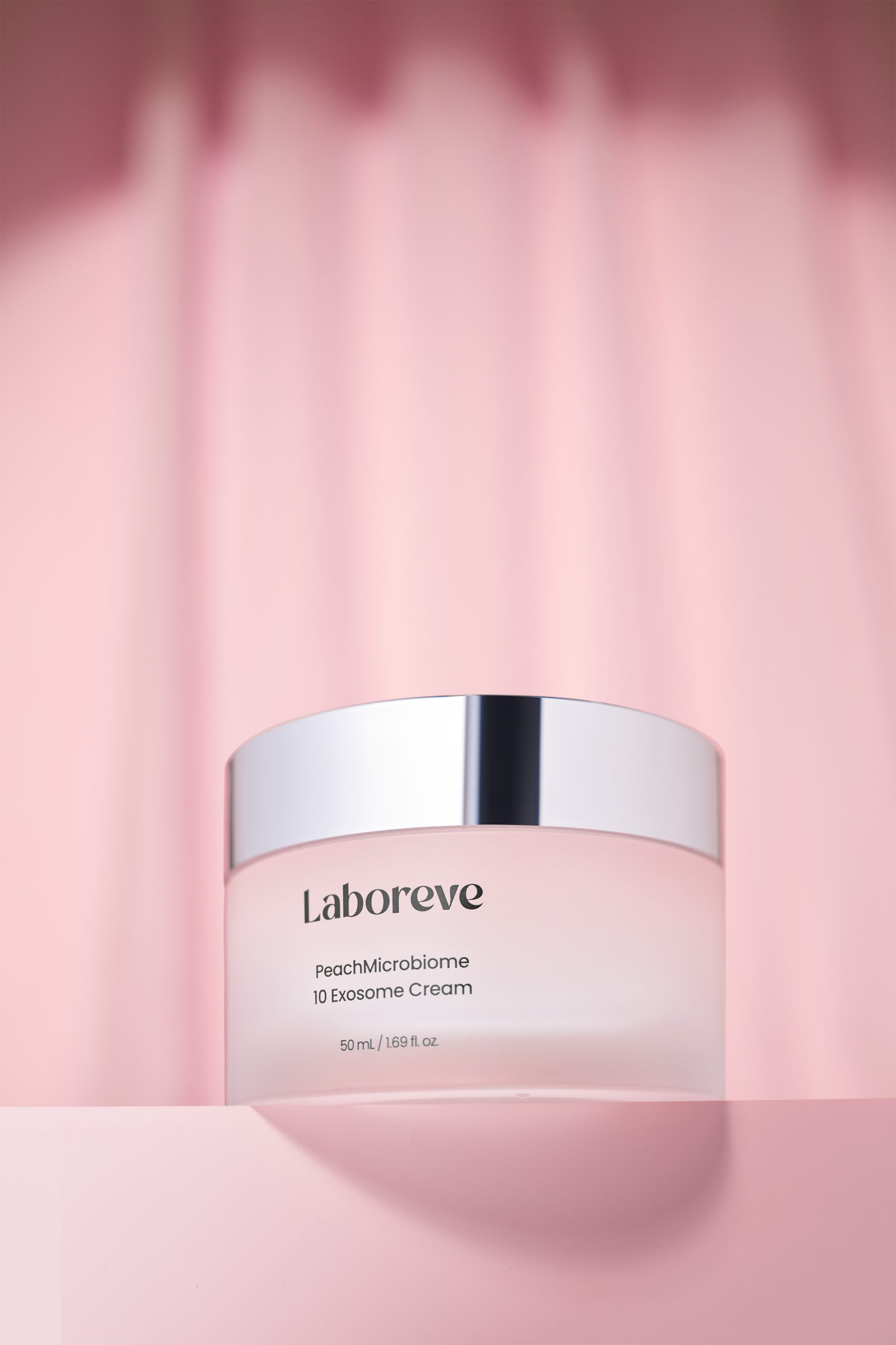 LABOREV 촬영 컷 6