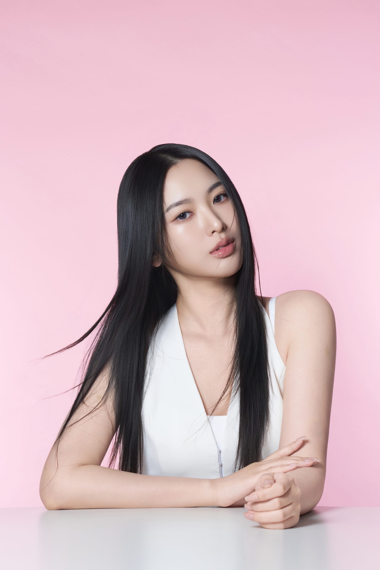 SHARON J 촬영 컷 2