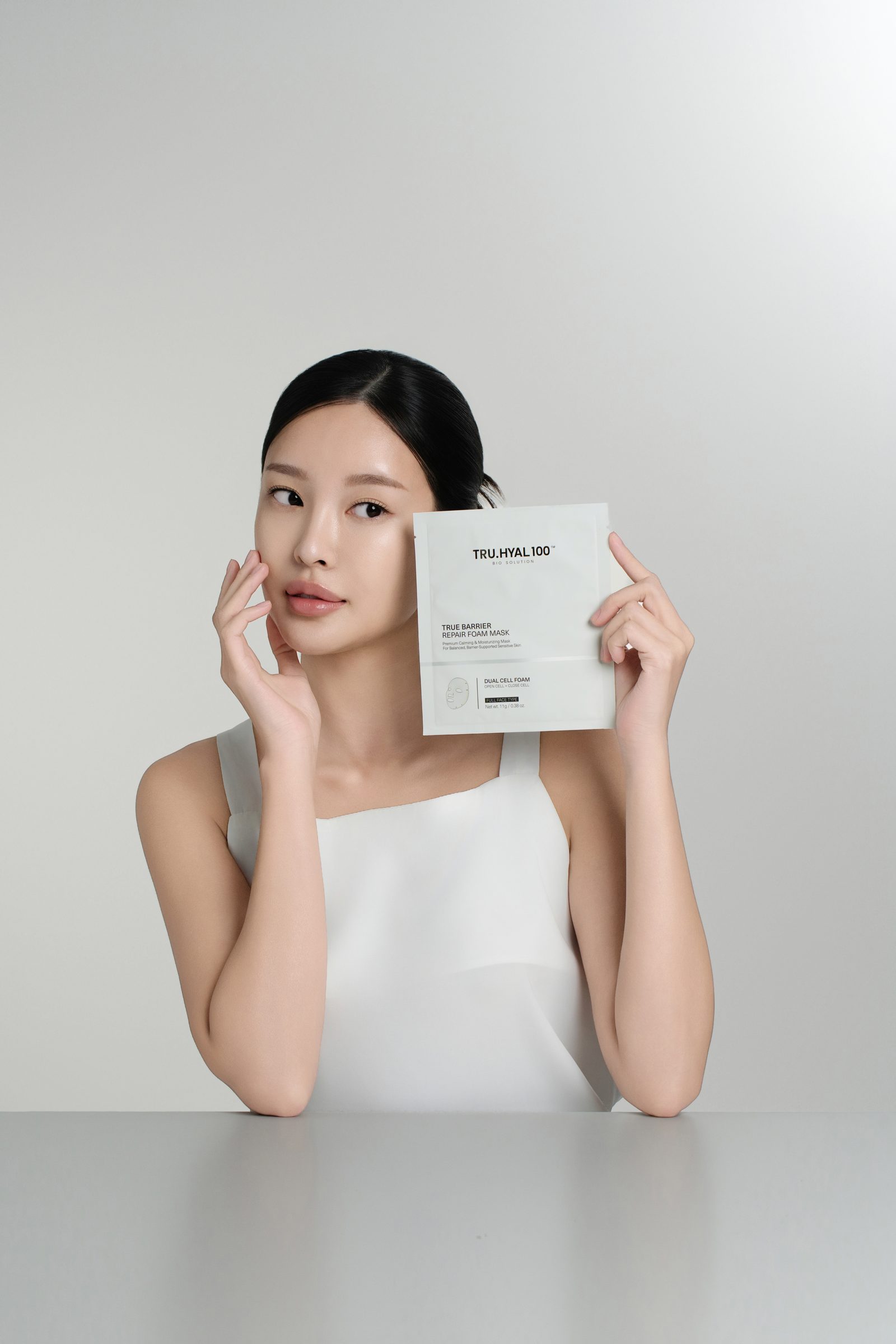 TRUEHYAL 100 촬영 컷 7